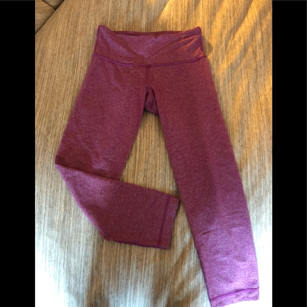 Marled pink cropped leggings w/ waistband pocket